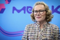 葛丽鹤在卸任默克CEO前的最后一场财报发布会上，再次点名中国创新药