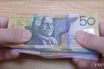 数据决战前夕，澳元选择观望：方向即将明朗？