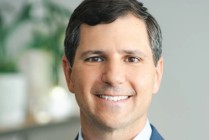 Zillow首席执行官：成功并非靠线性职业路径，更像是一座“攀爬架”