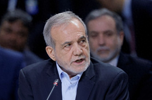 伊朗总统最新表态:特朗普同时提“和平”和“威胁”,我们应该相信哪一个? 第1张 伊朗总统最新表态:特朗普同时提“和平”和“威胁”,我们应该相信哪一个? 第1张