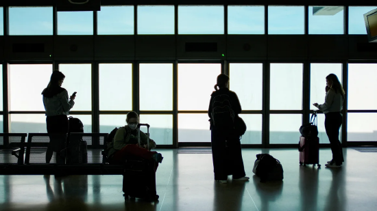 航空公司严阵以待 “地狱夏日”  第1张