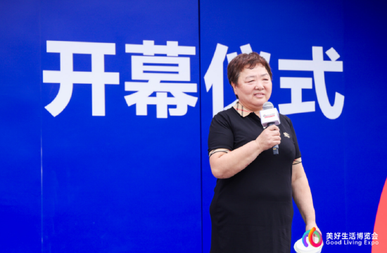 她数度哽咽，想让唐山骨质瓷再放光华！  第1张