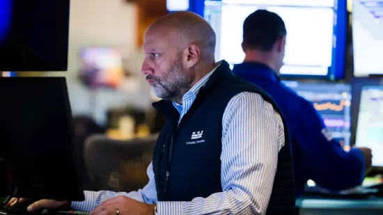 开盘:美股周二低开 AI股估值担忧升温 第1张 开盘:美股周二低开 AI股估值担忧升温 第1张