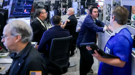 尾盘:纳斯达克转涨,科技股收复部分失地 第1张 尾盘:纳斯达克转涨,科技股收复部分失地 第1张