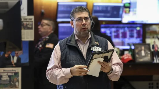 开盘:美股周三低开 ADP数据显示就业市场萎缩 第1张 开盘:美股周三低开 ADP数据显示就业市场萎缩 第1张