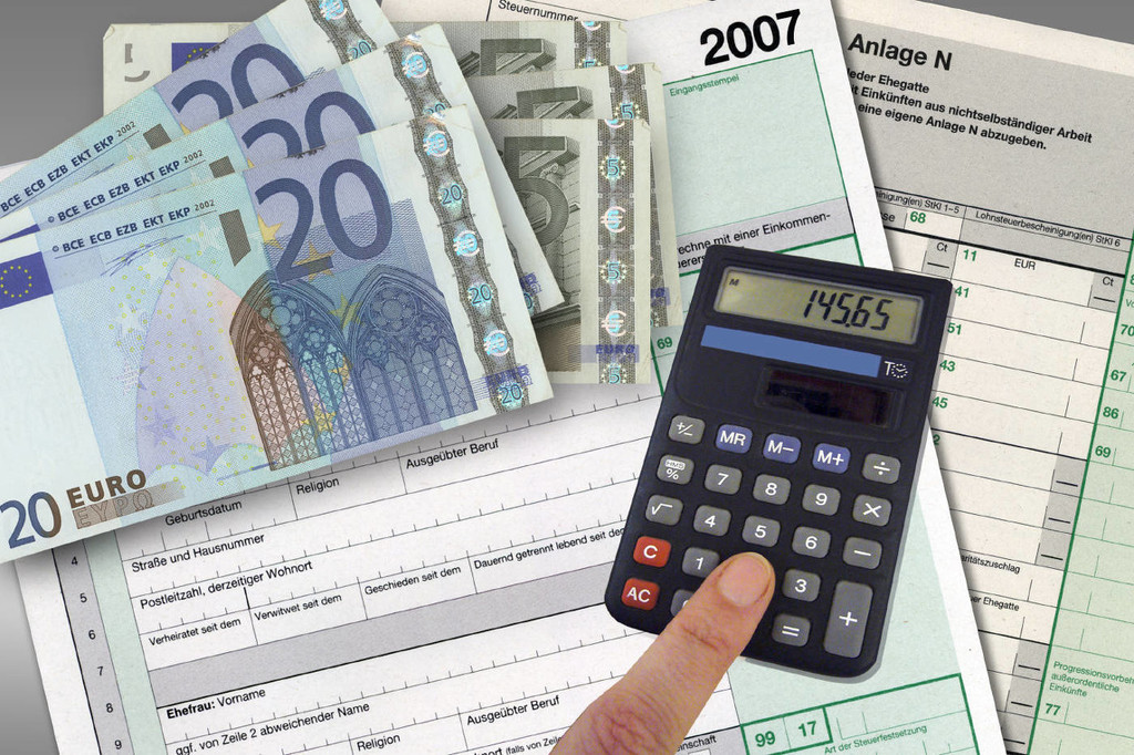 黄金价格波动与美元指数有何关联？  第1张