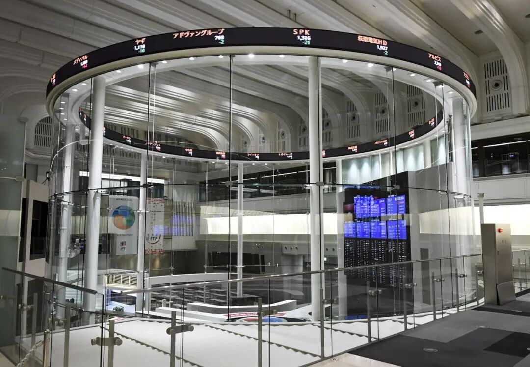 日元再临极限关口：历史级干预会不会重演？日本工资增长能否撑起2%通胀 美日USDJPY走势  第3张