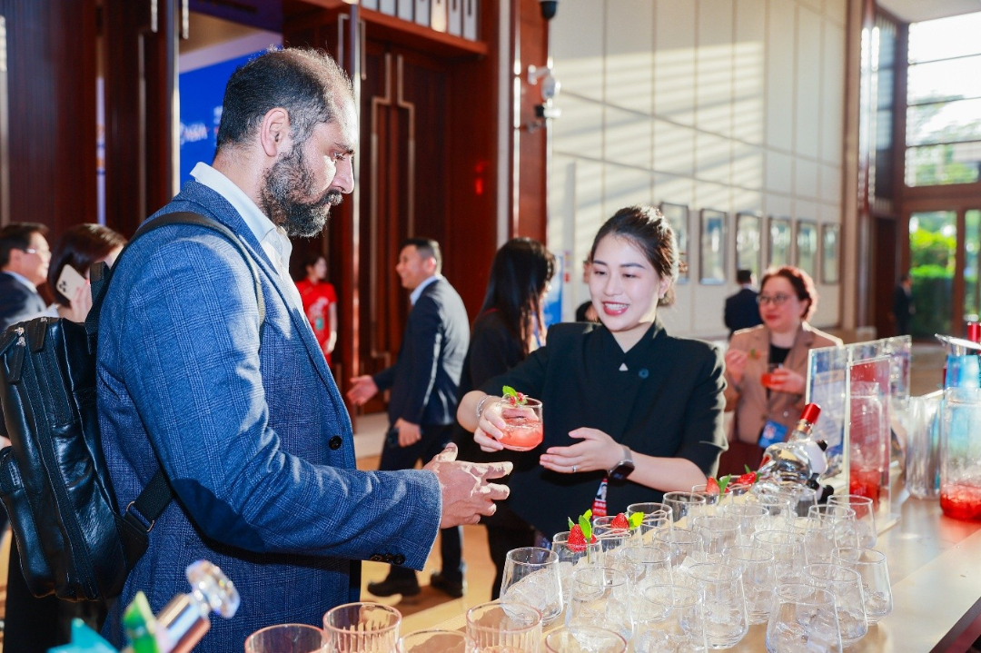 五粮液博鳌答卷:双IP联动,让世界听见中国白酒的声音 第6张 五粮液博鳌答卷:双IP联动,让世界听见中国白酒的声音 第6张